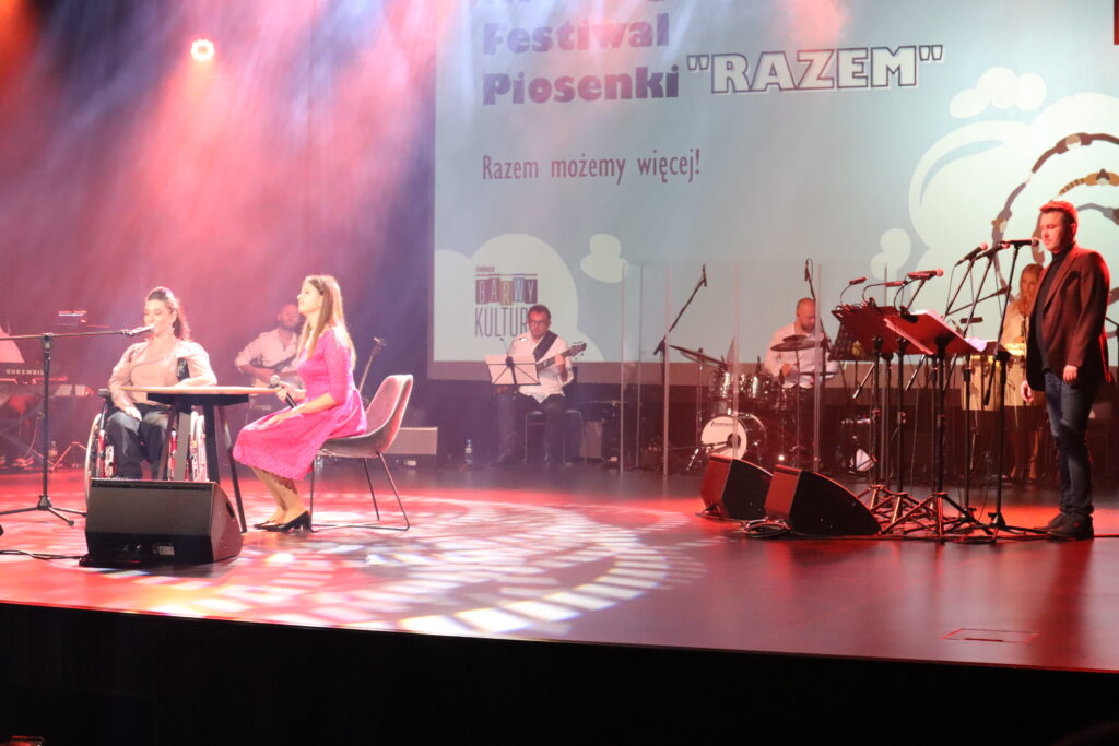 Integracyjny Festiwal Piosenki