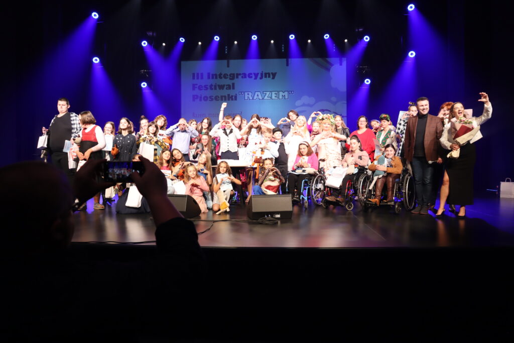 Integracyjny Festiwal Piosenki