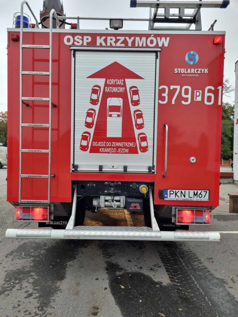 Tył średniego samochodu bojowego OSP Krzymów